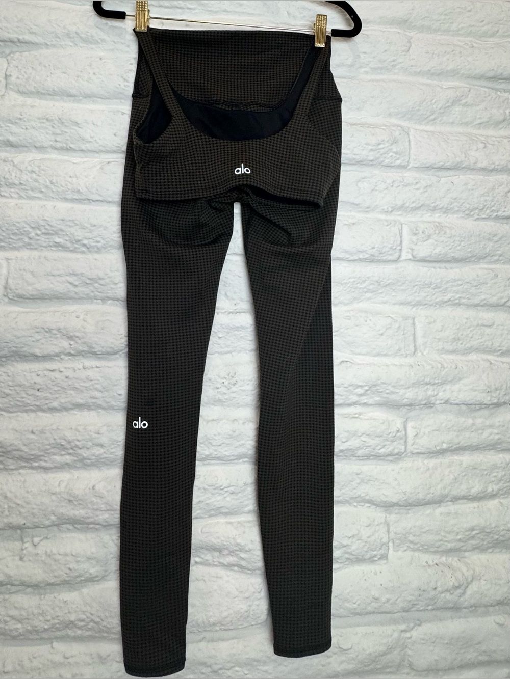 Alo Yoga Olive Green & Black Houndstooth Matching Set